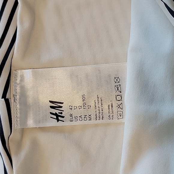 H&M Retro Bombshell High Waist Halter Neck Two Piece Bikini Sz 36C/12 - Picture 11 of 12